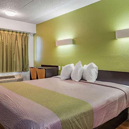 Days Inn By Wyndham Cincinnati I-71 Silverton Luaran gambar